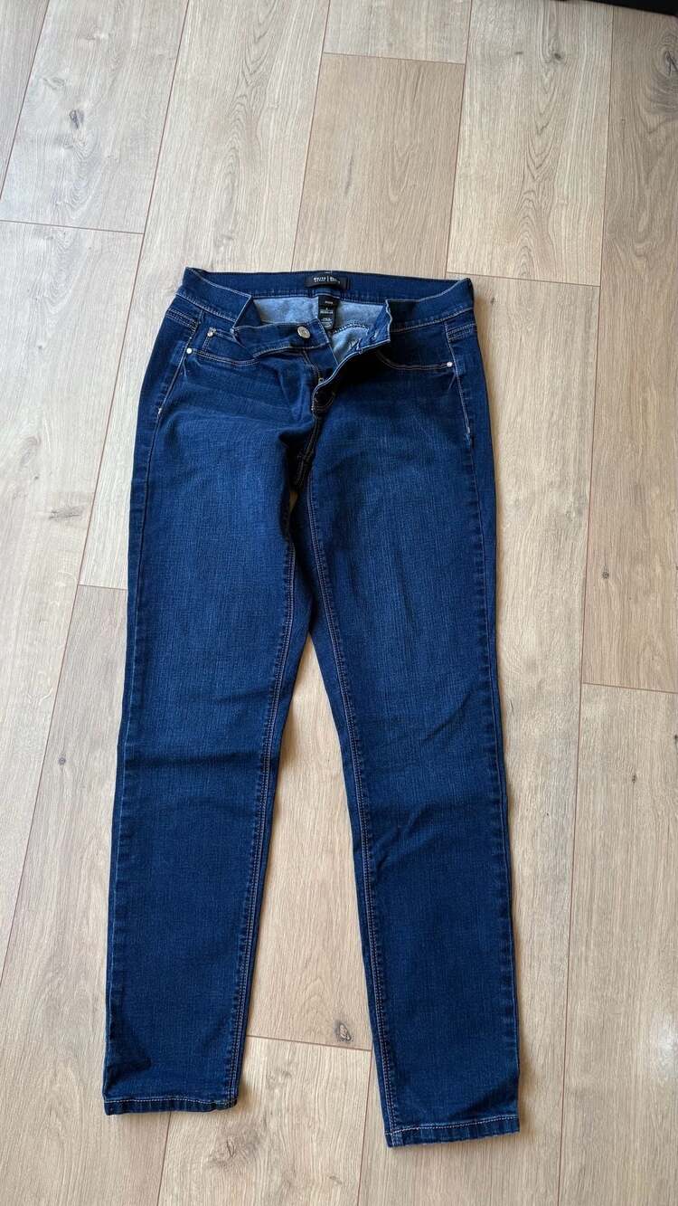 White House Black Market Noir Jeans Size S Regular Dark Wash Denim